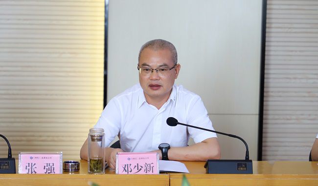 鄧少新講話。 鄭詩(shī)寶 攝（修）.jpg