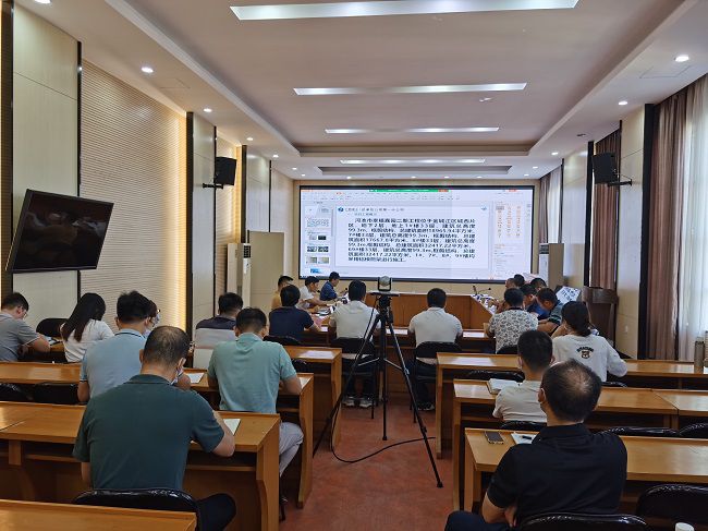 會(huì)議現(xiàn)場(chǎng)。林磊 攝（修圖）.jpg