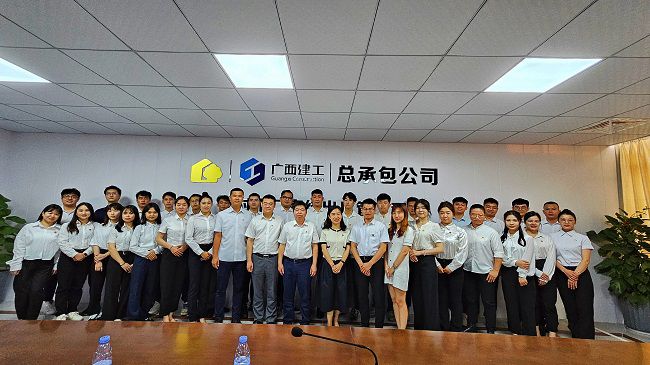 4合影。林成斌 攝（修圖）.jpg